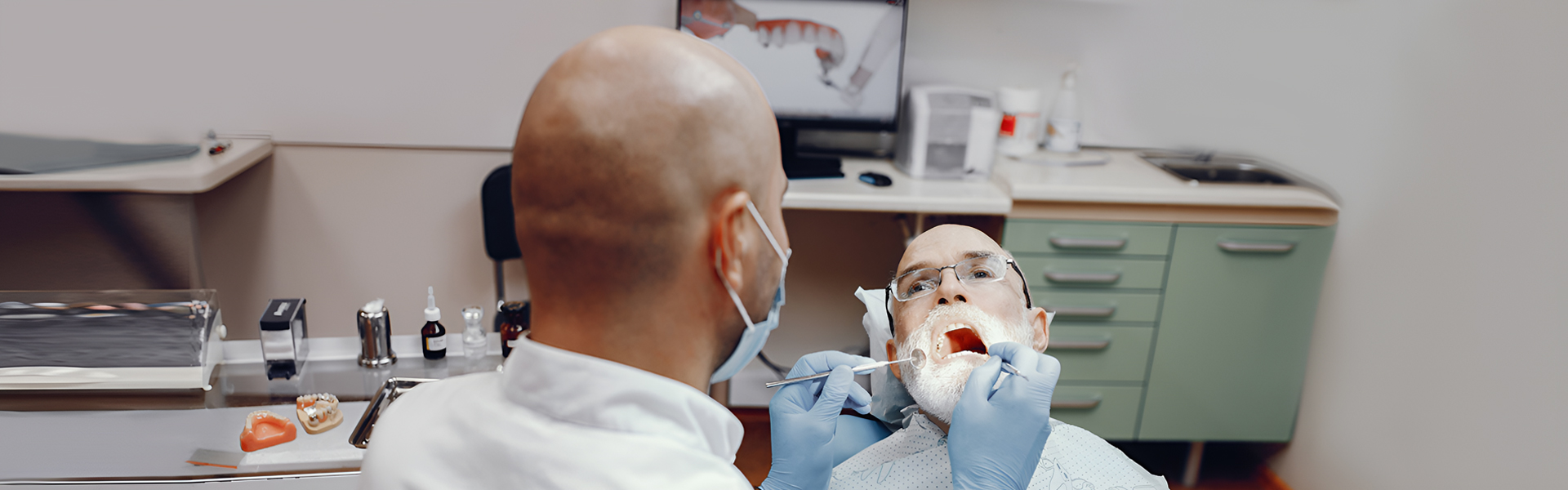 What to Expect During a Denture Fitting Appointment