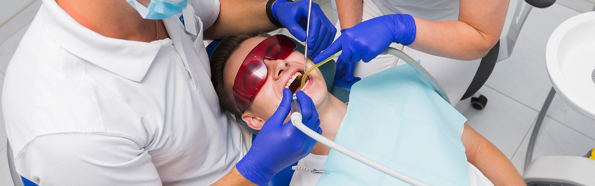 What to Expect After a Tooth Extraction: A Post-Procedure Guide